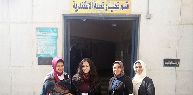 فتيات مصريات يتطوّعن لأداء الخدمة العسكرية للمشاركة بعمليات سيناء