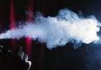 مقتل شاب في انفجار "سيجارة إلكترونية" او "الفايب" كما يسميها البعض