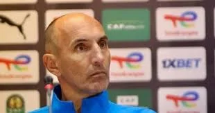 القنوات الناقلة لمباراة بيراميدز وفلامنجو