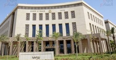 مرتبات شهر مارس - تفاصيل الخبر