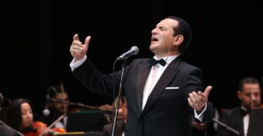 محمد ثروت - تفاصيل الخبر