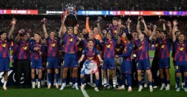 فالنسيا برشلونة - تفاصيل الخبر