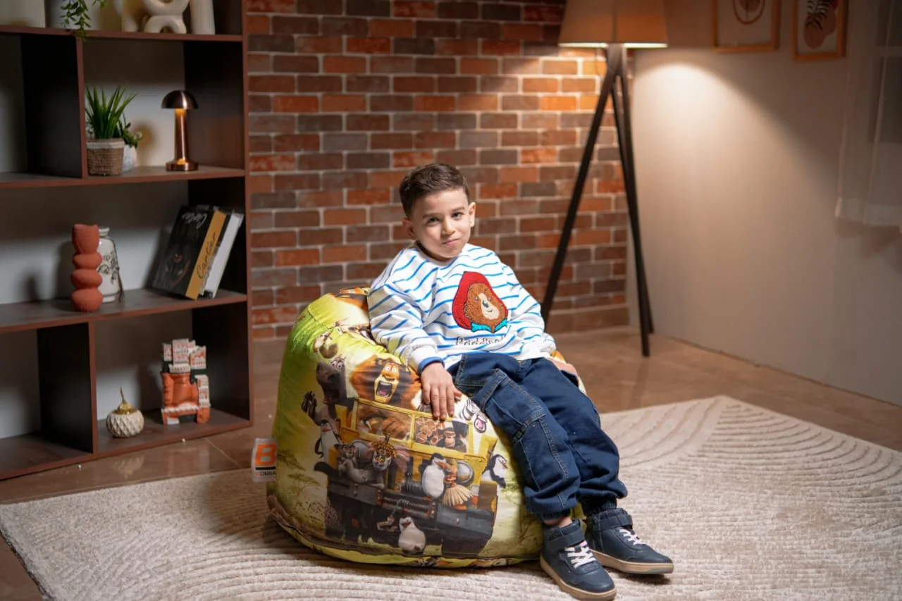 Kids Jungle Safari Cartoon Print Bean Bag by Bomba Now بين باج اطفال بطباعة جنغل سفاري كرتوني من Bomba Now