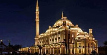 موعد صلاه العشاء - تفاصيل الخبر