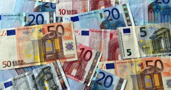 سعر اليورو اليوم - تفاصيل الخبر
