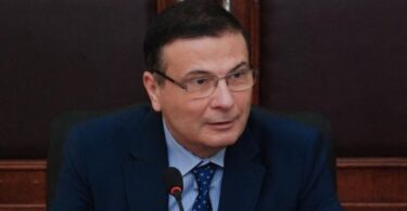 وزير - تفاصيل الخبر